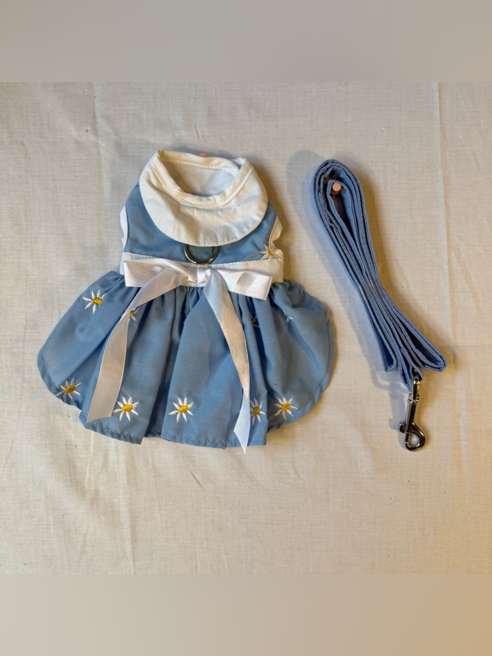 Blue Daisy Embroidered Dog Harness Dress with Leash - Unbranded